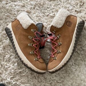 Sorel Faux Shearling Lined Out 'N About Conquest Hiker in Camel Brown